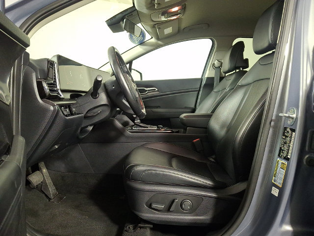 Used 2023 Kia Sportage EX AWD/4WD image 15