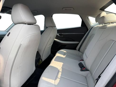 Used 2023 Hyundai Sonata SEL FWD image 13