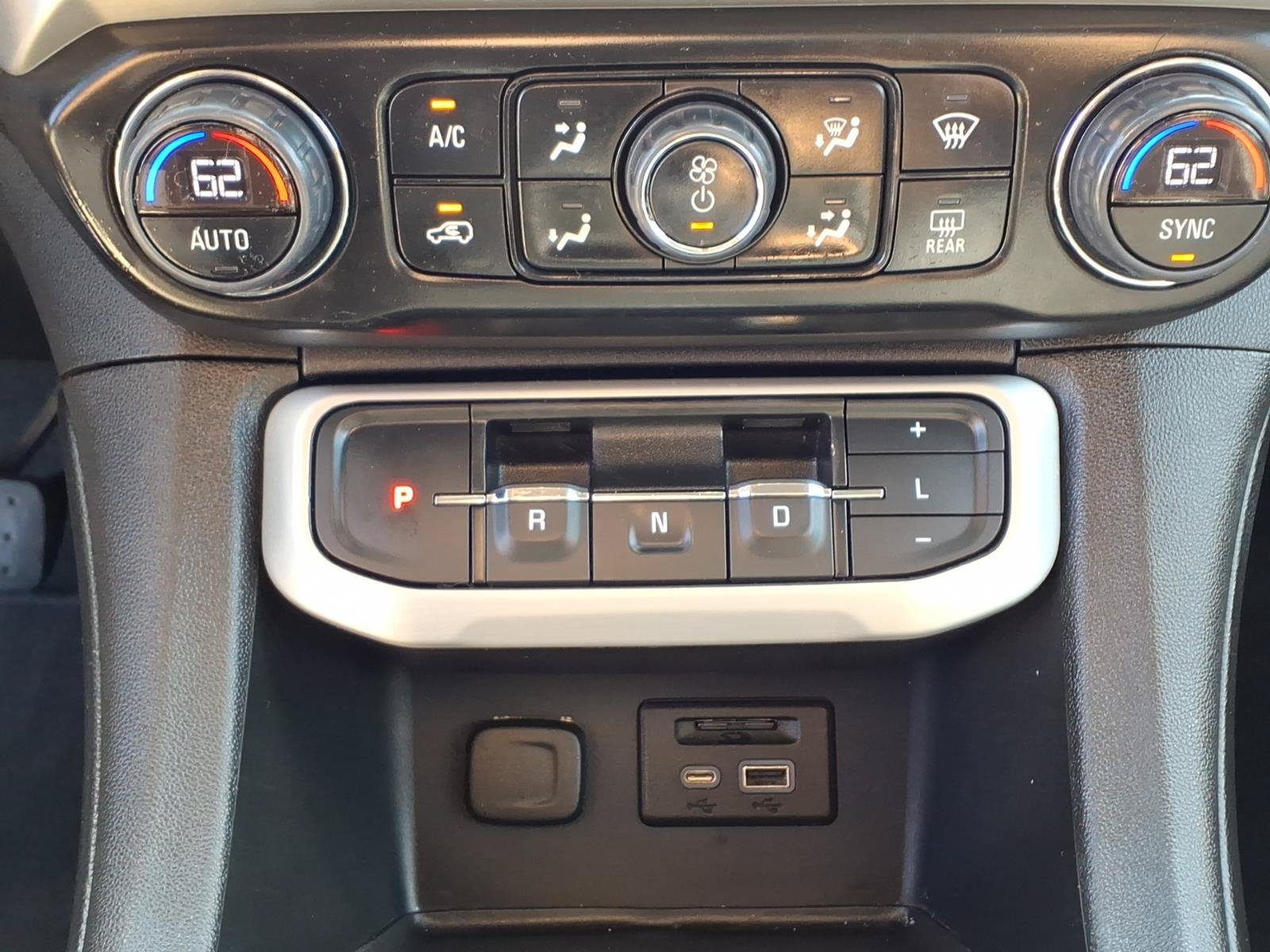 Used 2023 GMC Acadia SLT FWD image 15