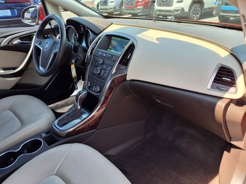 Used 2015 Buick Verano FWD image 17