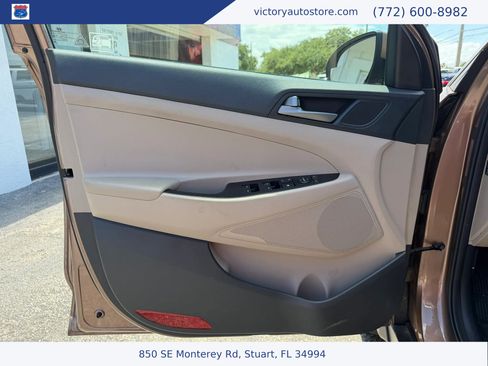 Used 2016 Hyundai Tucson SE FWD image 9
