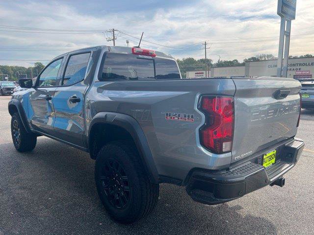 New 2026 Chevrolet Colorado Trail Boss w/ Off-Road Front Bumper Package AWD/4WD image 8