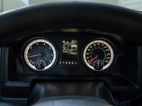 Used 2018 RAM 3500 Tradesman w/ Chrome Appearance Group image 13