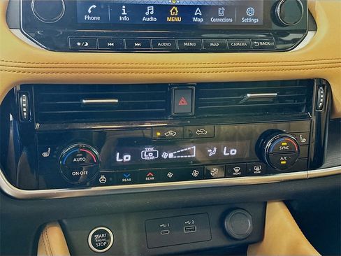 Used 2023 Nissan Rogue Platinum w/ Platinum Premium Package image 13