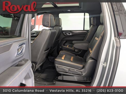 Used 2023 GMC Yukon XL AT4 w/ LPO, Floor Liner Package AWD/4WD image 17
