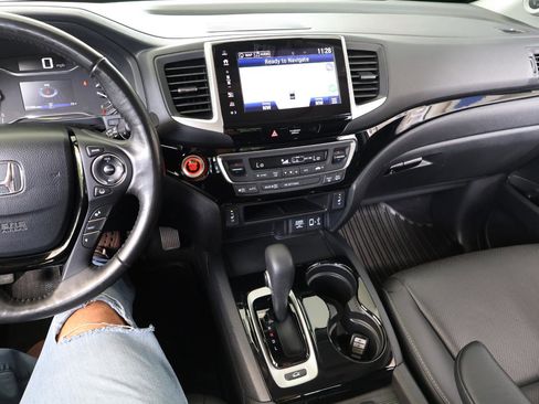 Used 2019 Honda Ridgeline RTL-E image 44