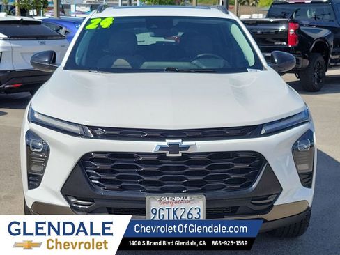 Used 2024 Chevrolet Trax ACTIV w/ Sunroof Package FWD image 17