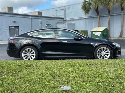 Used 2016 Tesla Model S 75 image 9