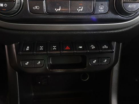 Used 2022 Chevrolet Colorado ZR2 AWD/4WD image 43