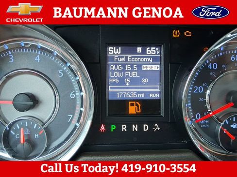 Used 2013 Chrysler Town & Country Touring-L w/ Premium Group FWD image 15