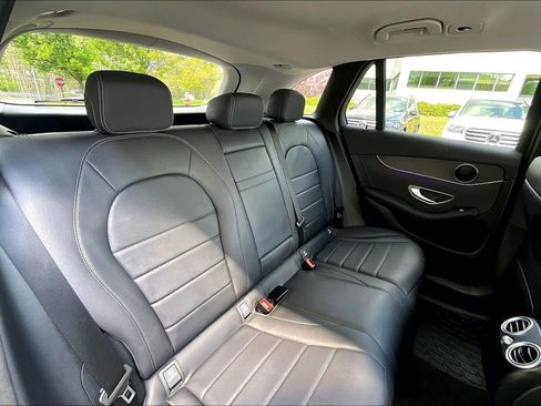 Certified 2022 Mercedes-Benz GLC 300 4MATIC image 29