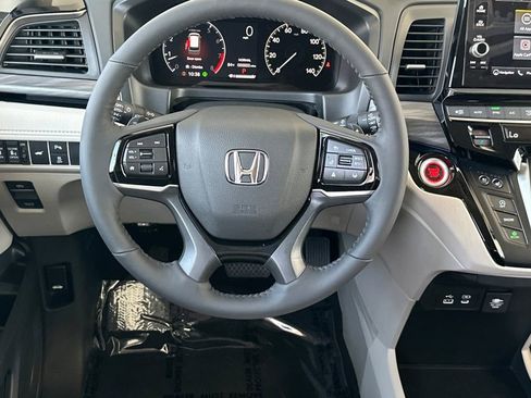 New 2026 Honda Odyssey Elite image 16