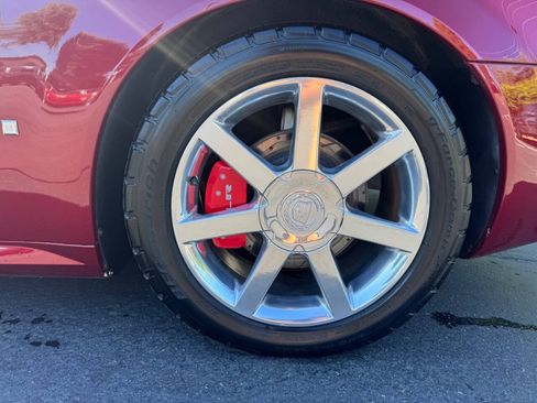 Used 2006 Cadillac XLR RWD image 18