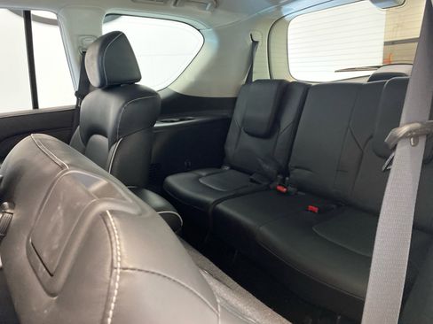 Used 2023 INFINITI QX80 Premium Select w/ All-Season Package image 18