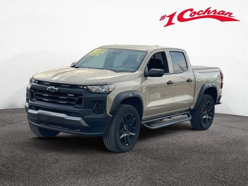 Used 2023 Chevrolet Colorado Trail Boss w/ Advanced Trailering Package image 3