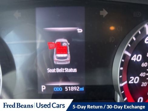 Used 2020 Toyota Highlander L image 19