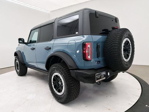Used 2023 Ford Bronco Badlands w/ Sasquatch Package AWD/4WD image 14