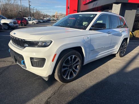 Used 2022 Jeep Grand Cherokee Overland image 7