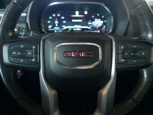 Used 2022 GMC Yukon SLT w/ SLT Premium Package image 12