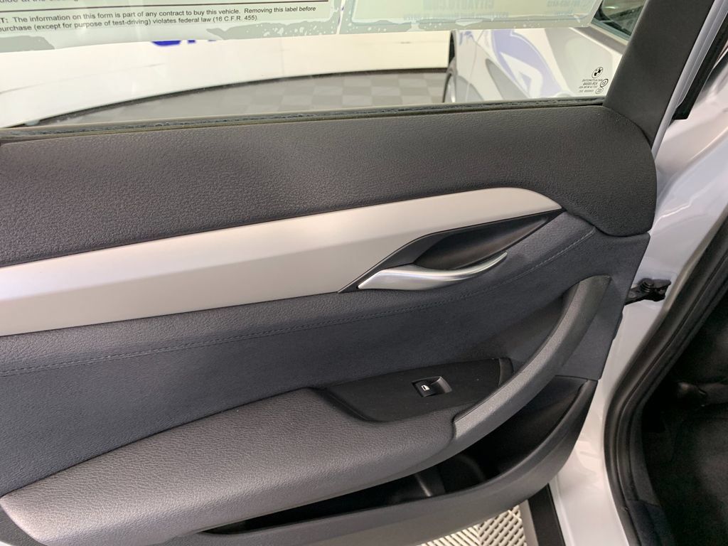 Used 2013 BMW X1 sDrive28i RWD image 30