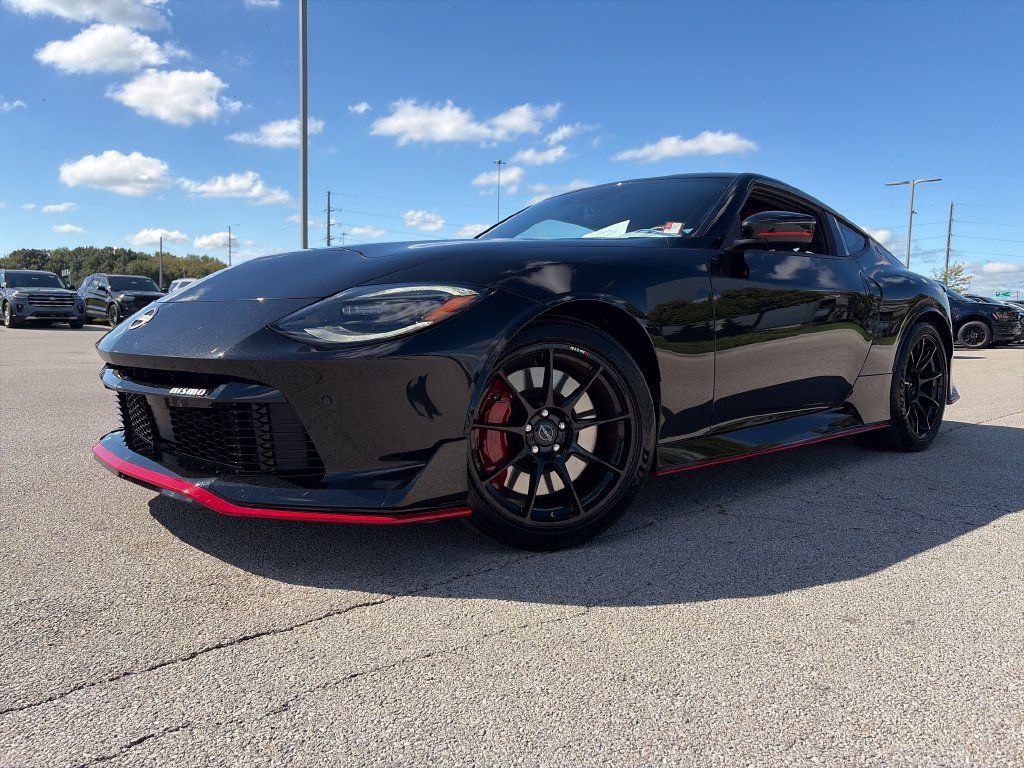 Used 2024 Nissan Z NISMO w/ Floor Mat Package RWD image 4