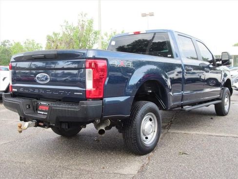 Used 2017 Ford F250 XL w/ Power Equipment Group AWD/4WD image 7