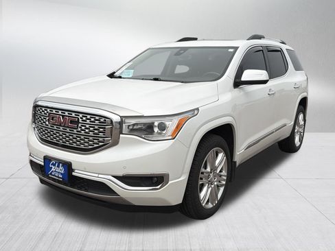 Used 2017 GMC Acadia Denali w/ Technology Package AWD/4WD image 3