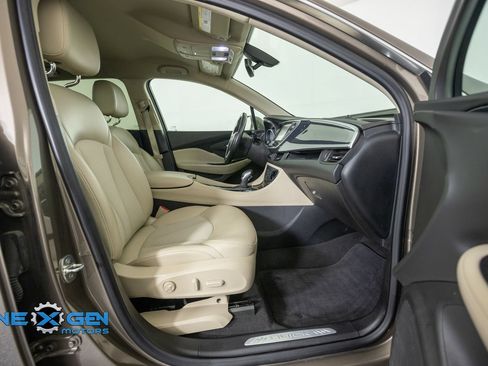 Used 2018 Buick Envision Preferred FWD image 39