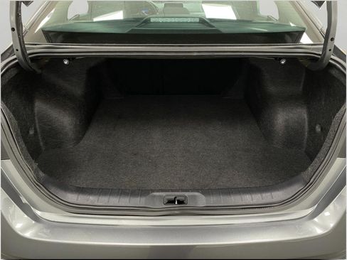 Certified 2025 Nissan Altima 2.5 SV FWD image 5