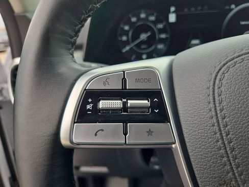 Used 2025 Kia Telluride SX image 23