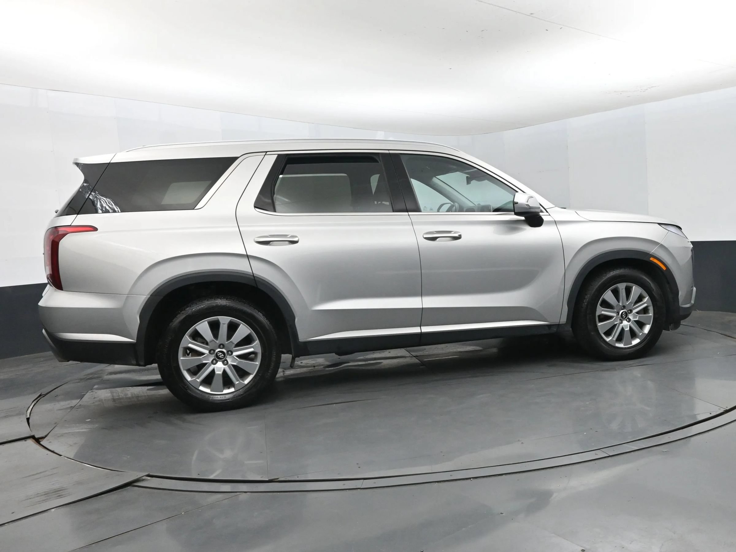 Used 2025 Hyundai Palisade SEL AWD/4WD image 4