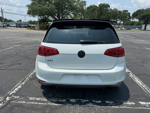 Used 2016 Volkswagen GTI SE w/ Lighting Package (SEL) FWD image 7