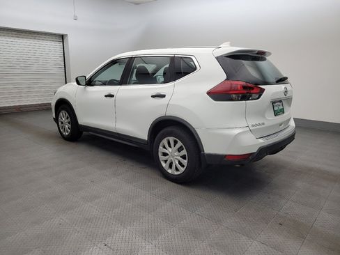 Used 2018 Nissan Rogue S FWD image 3