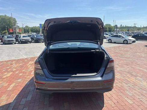 Certified 2023 Honda Accord LX image 29