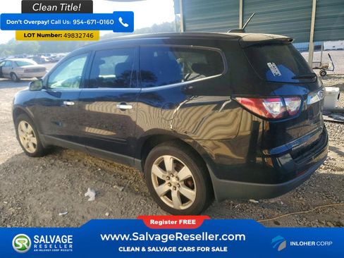 Used 2017 Chevrolet Traverse LT w/ Style and Technology Package image 3
