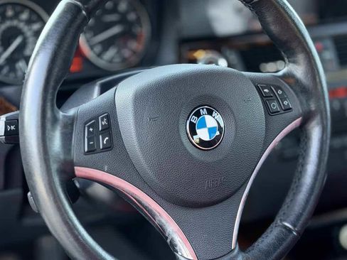 Used 2013 BMW 328i Convertible image 22