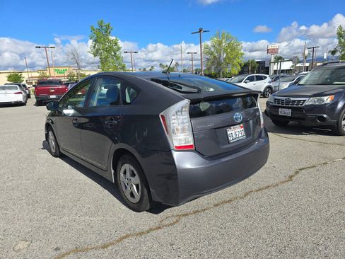 Used 2011 Toyota Prius Two image 7
