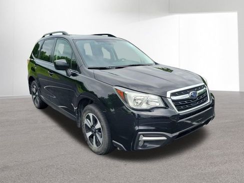 Used 2018 Subaru Forester 2.5i Premium AWD/4WD image 12