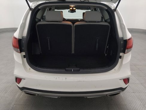 Used 2017 Hyundai Santa Fe SE image 29