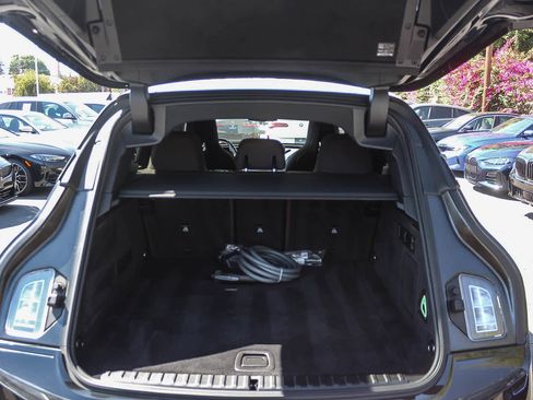 Used 2024 BMW iX xDrive50 w/ Convenience Package AWD/4WD image 38