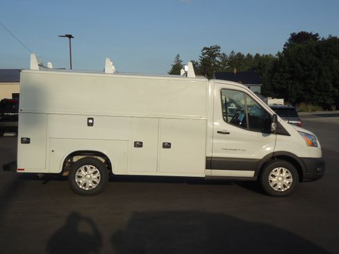 Used 2022 Ford Transit 350 w/ Interior Upgrade Package RWD image 2