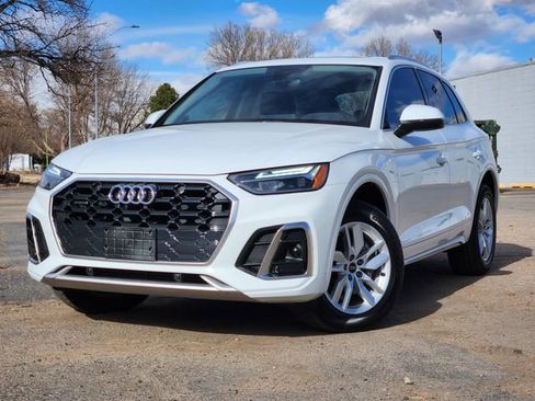 Used 2023 Audi Q5 2.0T Premium w/ Convenience Package AWD/4WD image 1