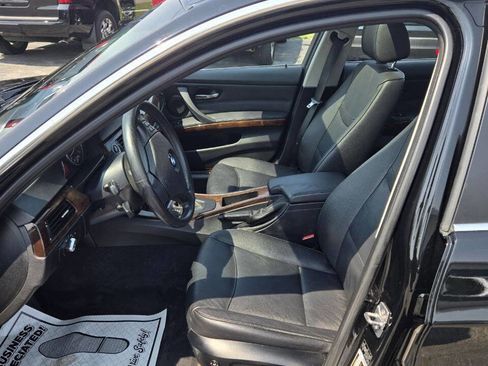 Used 2011 BMW 335i xDrive Sedan image 3