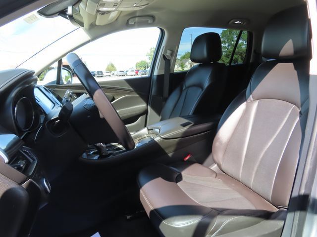 Used 2020 Buick Envision Essence AWD/4WD image 18