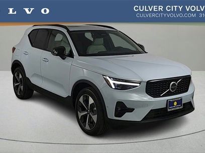 Certified 2026 Volvo XC40 B5 Plus w/ Protection Package Premier