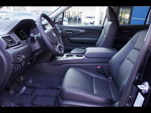 New 2024 Honda Ridgeline RTL image 14