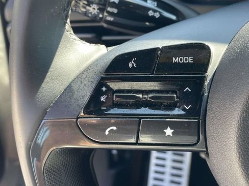 Certified 2025 Hyundai Elantra Sport FWD image 23