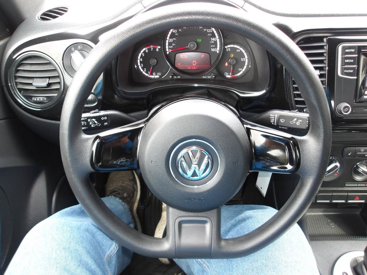 Used 2016 Volkswagen Beetle 1.8T FWD image 14