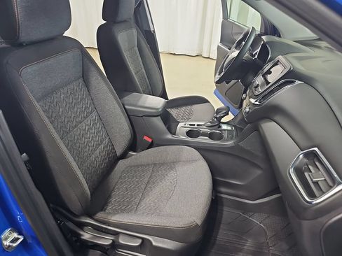 Certified 2024 Chevrolet Equinox LT w/ LPO, Floor Liner Package FWD image 13