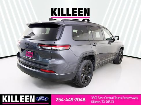 Used 2023 Jeep Grand Cherokee L Laredo AWD/4WD image 9